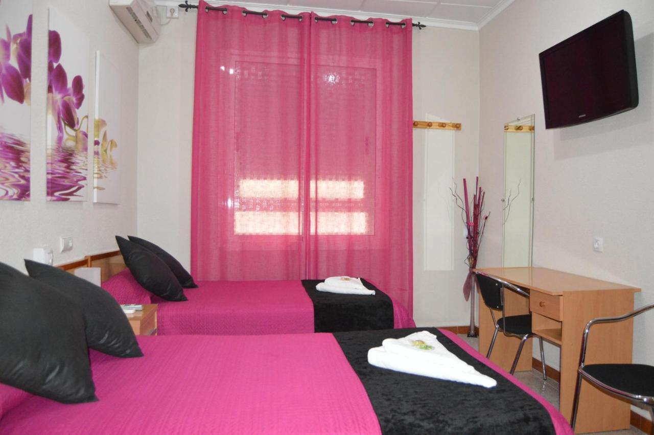 Hostal Carrizo Elda Eksteriør billede